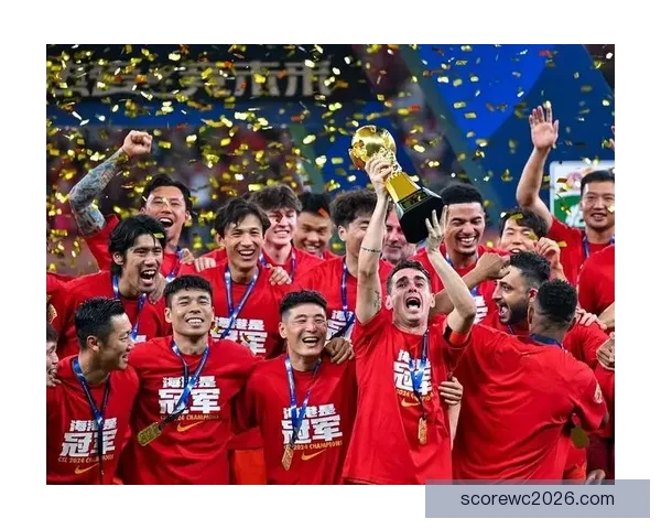 泰山强势击溃申花终结悬念蓉城延续不败战绩继续稳坐积分榜头名